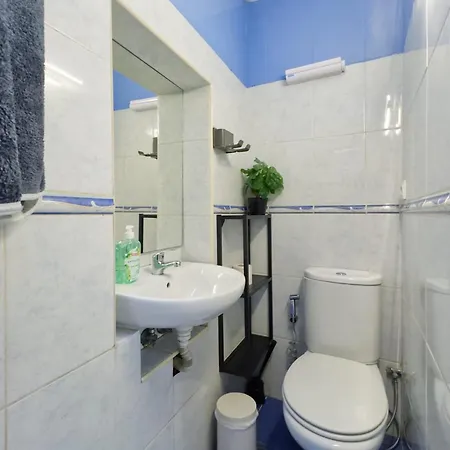 Apartment Cetral And Cozy In Bairro Alto Lisbon